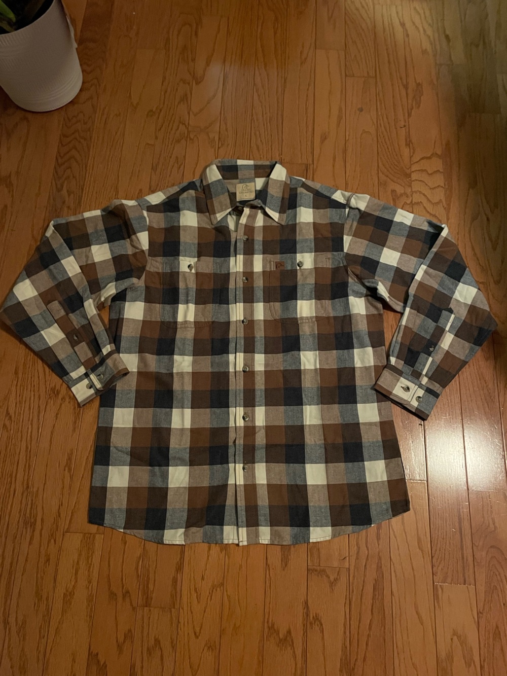 Men's Brown Ducks Unlimited Plaid Button-Up Shirt - Classic Flannel Style
